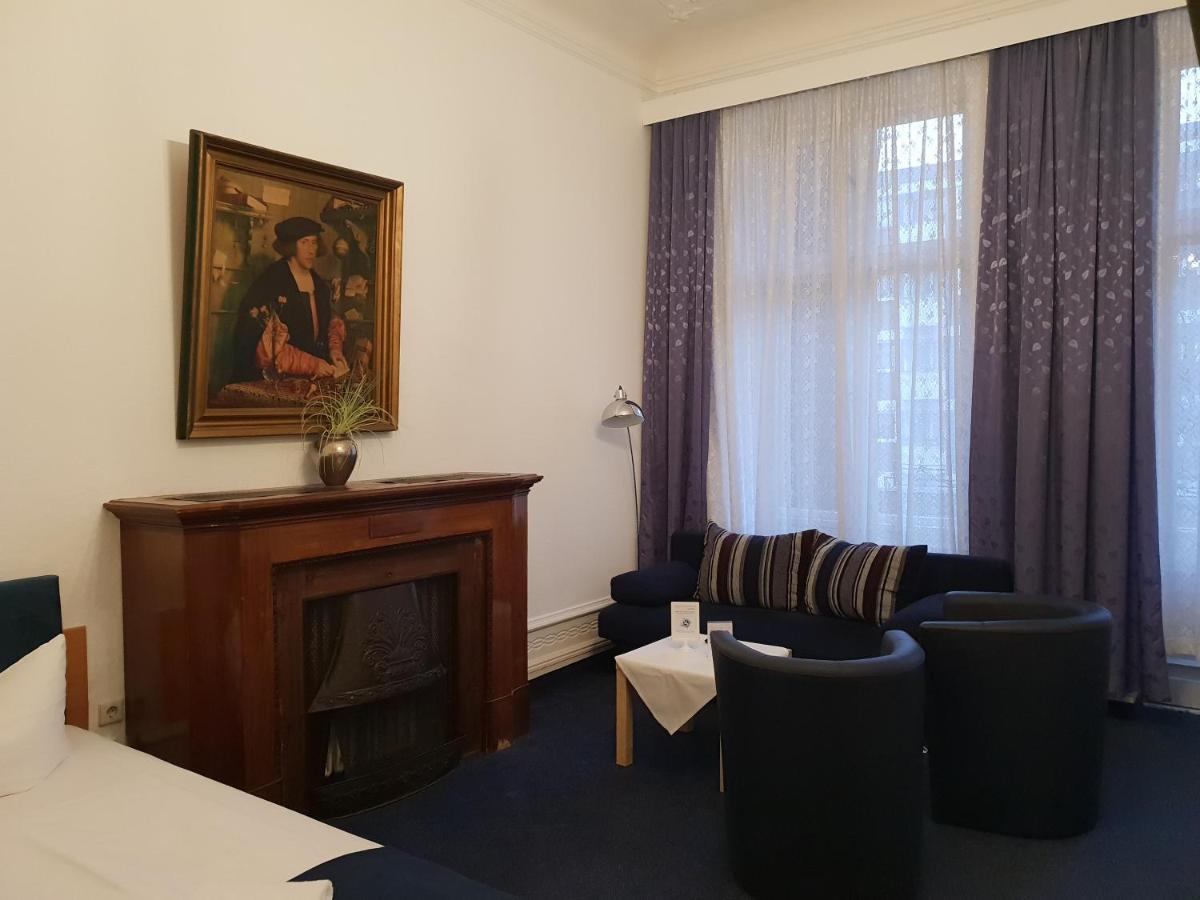 Seifert Am Kurfürstendamm 3*